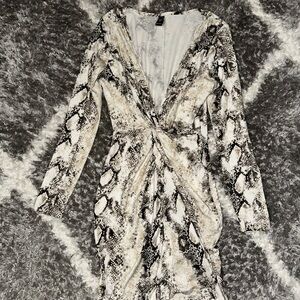 WINDSOR bodycon dress